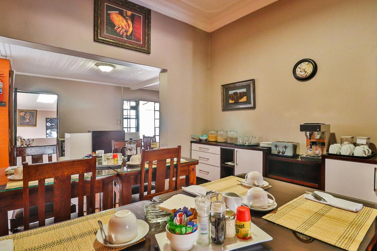 Sunbury Bed And Breakfast Johannesburg Exterior photo