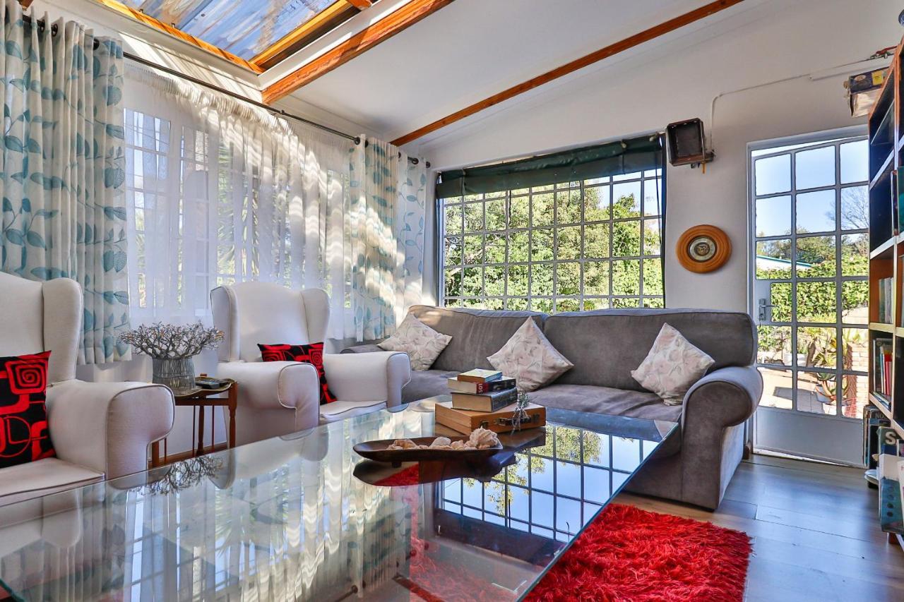 Sunbury Bed And Breakfast Johannesburg Exterior photo