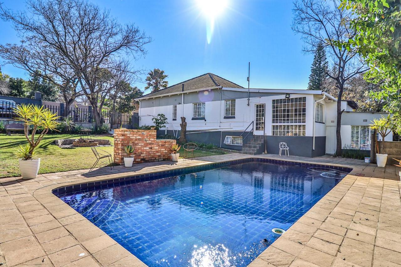 Sunbury Bed And Breakfast Johannesburg Exterior photo
