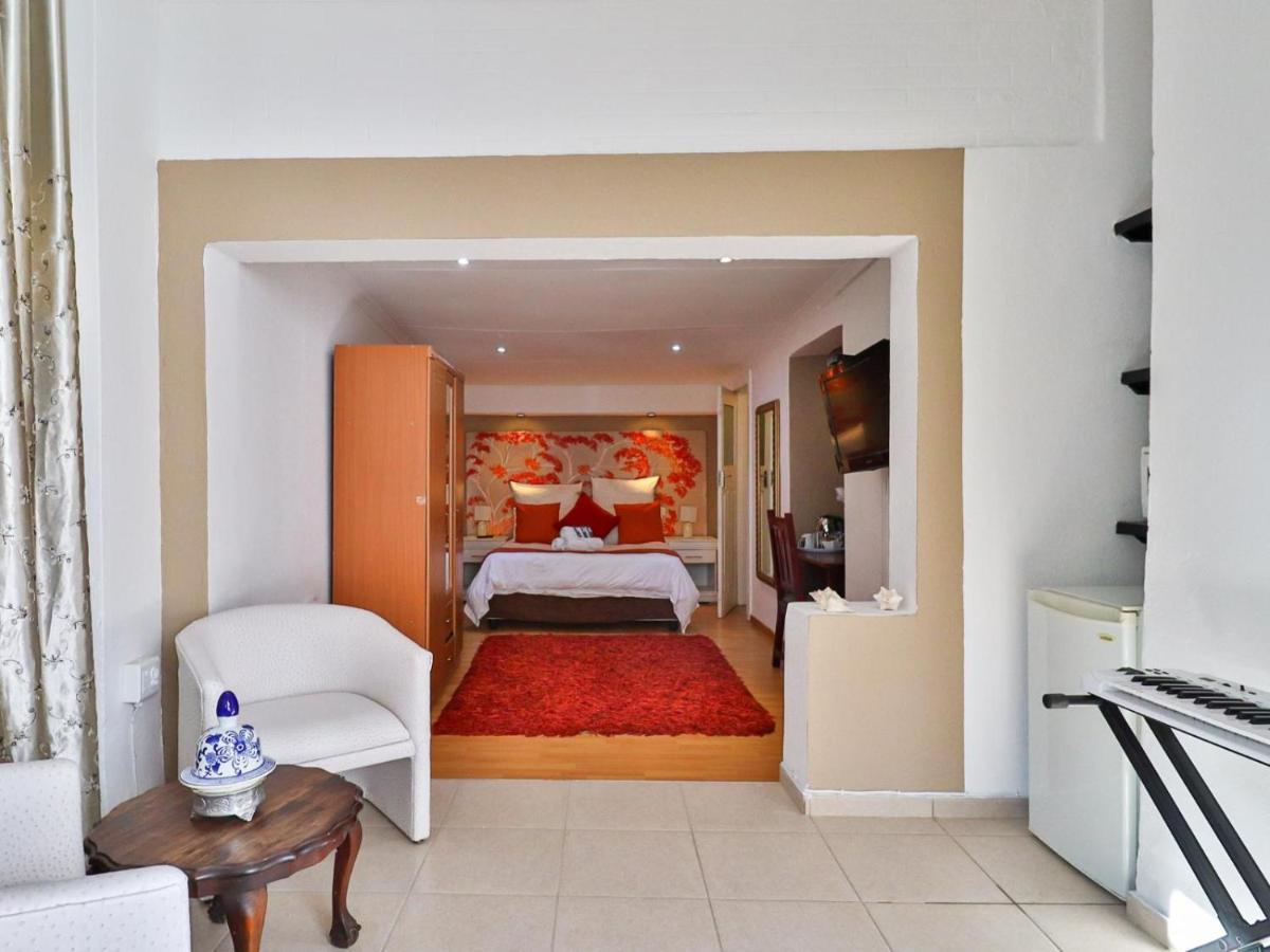 Sunbury Bed And Breakfast Johannesburg Exterior photo